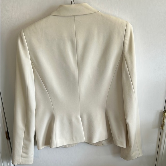 Calvin Klein Women's Cream Blazer - Picture 3 of 10